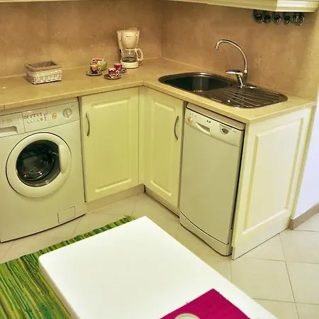 Lisbon Downtown Apartment *