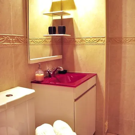 Lisbon Downtown Apartment *